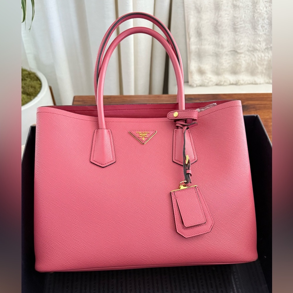 Authentic Prada Saffiano Lux Leather Tote in Pink